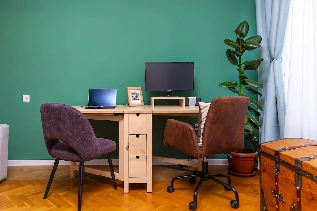 Central Family Apt Fuzzy Muzzy 2 Bedrooms Mu University بلوفديف 0*,  بلغاريا