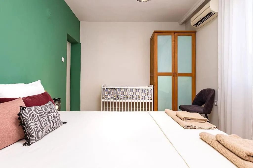 Central Family Apt Fuzzy Muzzy 2 Bedrooms Mu University بلوفديف