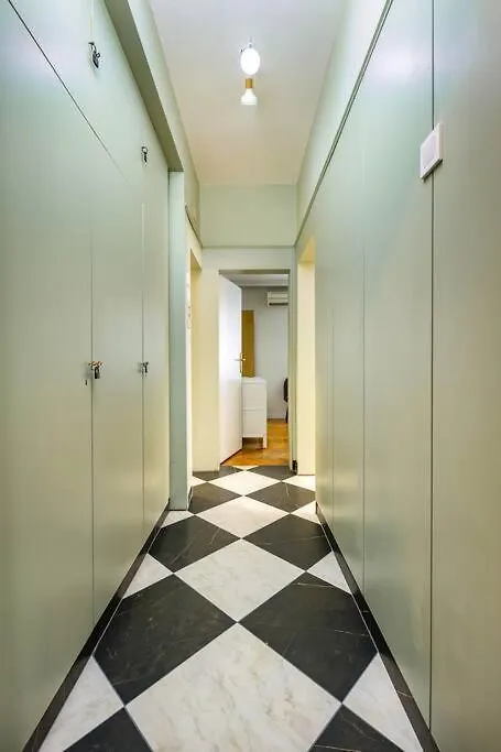 شقة Central Family Apt Fuzzy Muzzy 2 Bedrooms Mu University بلوفديف بلغاريا